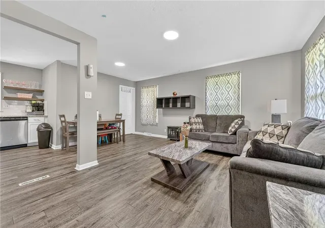 4th image of 4814 Richmond Ave, Kansas City, KS 66102 | MLS# 2624115