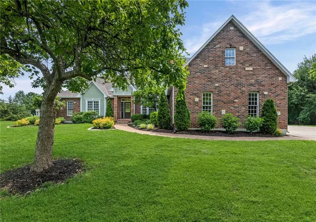 Homes for sale in Shawnee, KS | 7447 Mize Rd, Shawnee, KS 66227 | MLS# 2624128