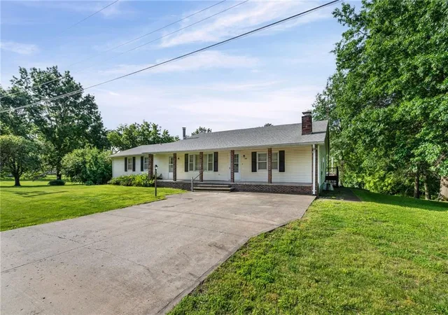 Homes for sale in Gower, MO | 503 Hallar Ave, Gower, MO 64454 | MLS# 2624159