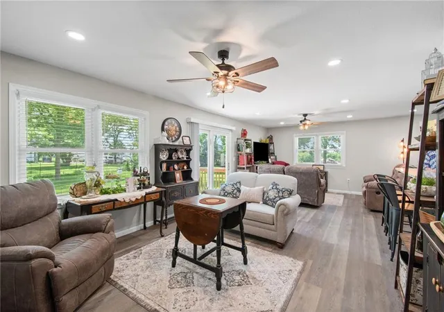 3rd image of 1205 W 5th Terrace, Cameron, MO 64429 | MLS# 2624170
