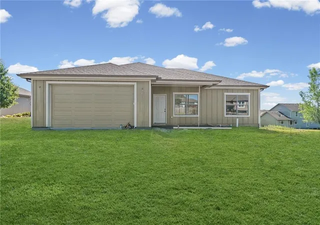 Homes for sale in Cameron, MO | 508 Greenridge Ave, Cameron, MO 64429 | MLS# 2624174
