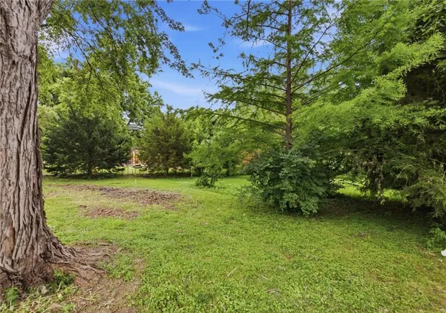 24th image of 1046 S 79th Ter, Kansas City, KS 66111 | MLS# 2624180