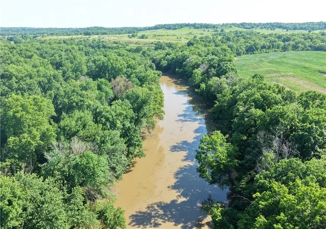 4th image of 1300 Road Road, Fredonia, KS 66736 | MLS# 2624182