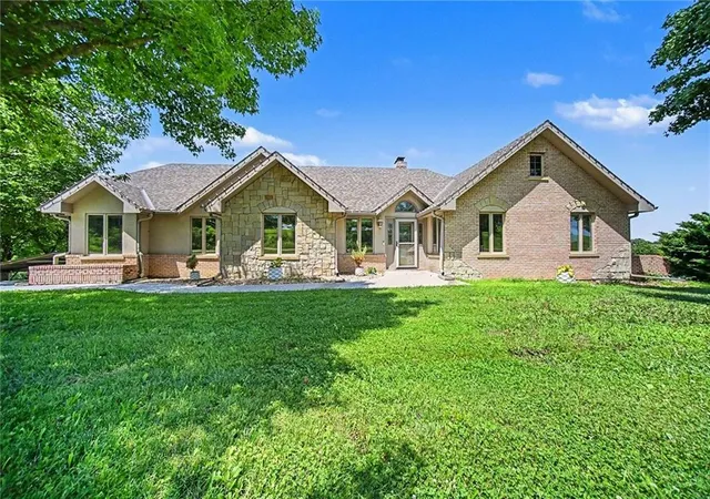 1st image of 13940 Se State Route Mm Hwy, Faucett, MO 64448 | MLS# 2624183