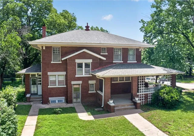 1st image of 400 E Locust N/a, Independence, KS 67301 | MLS# 2624208