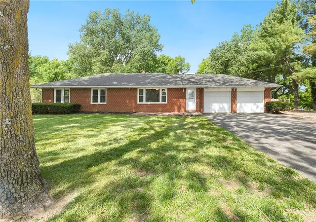 Homes for sale in Lexington, MO | 1434 S Business Hwy 13 N/a, Lexington, MO 64067 | MLS# 2624223