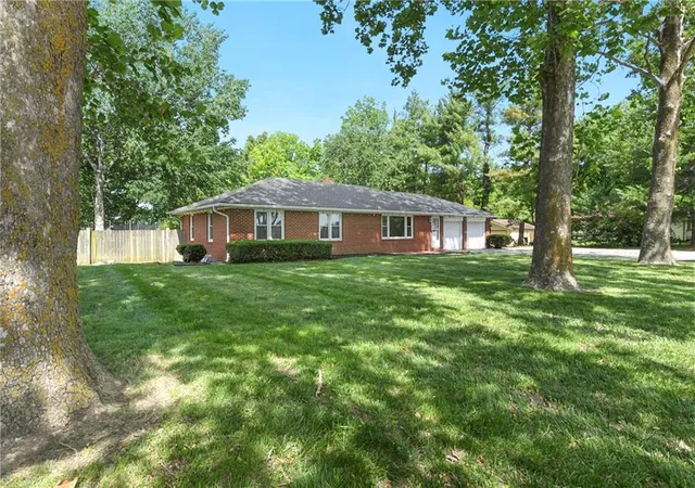 Homes for sale in Lexington, MO | 1434 S Business Hwy 13 N/A, Lexington, MO 64067 | MLS# 2624223