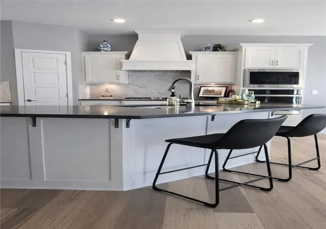 Photo 4 of Single family home for sale at 10130 N Winchester Ave, Kansas City, MO 64156 | MLS# 2624234 | Listing updated on 2026-08-28