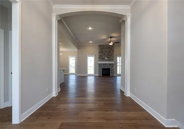 Photo 3 of Single family home for sale at 10130 N Winchester Ave, Kansas City, MO 64156 | MLS# 2624234 | Listing updated on 2026-10-14
