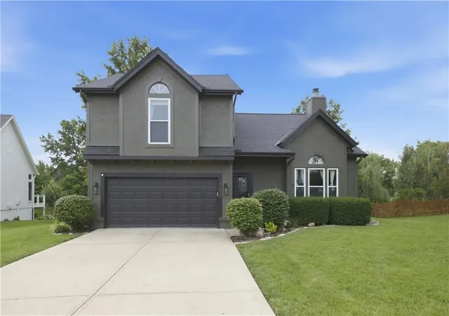 1st image of 21607 W 51st St, Shawnee, KS 66226 | MLS# 2624267
