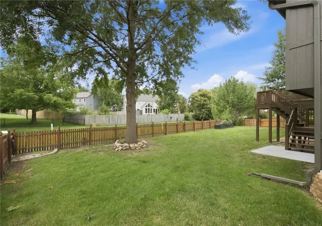 35th image of 21607 W 51st St, Shawnee, KS 66226 | MLS# 2624267