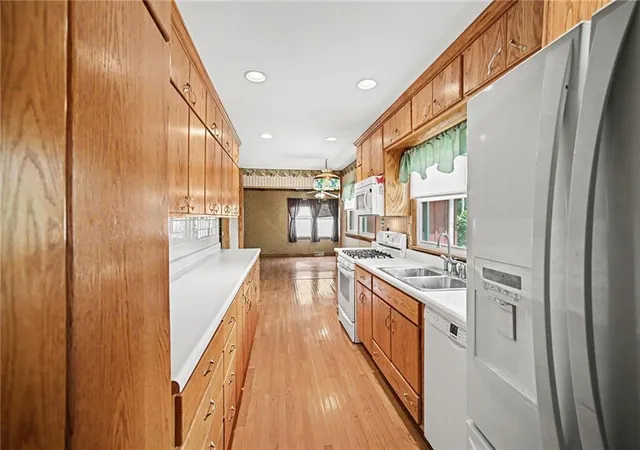5th image of 1728 S Berry Rd, Independence, MO 64057 | MLS# 2624280