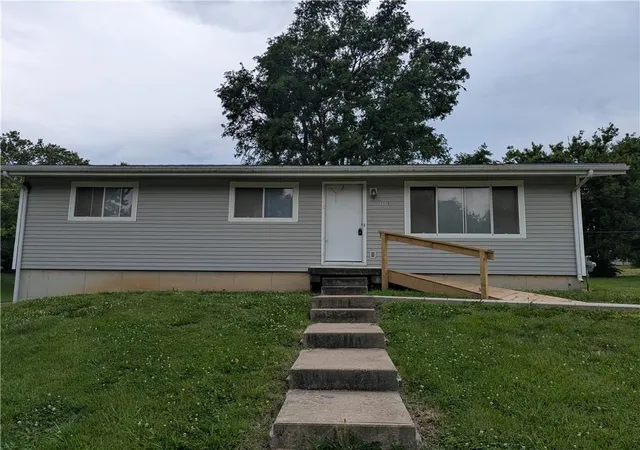 Homes for sale in Horton, KS | 1115 3rd Ave E, Horton, KS 66439 | MLS# 2624305