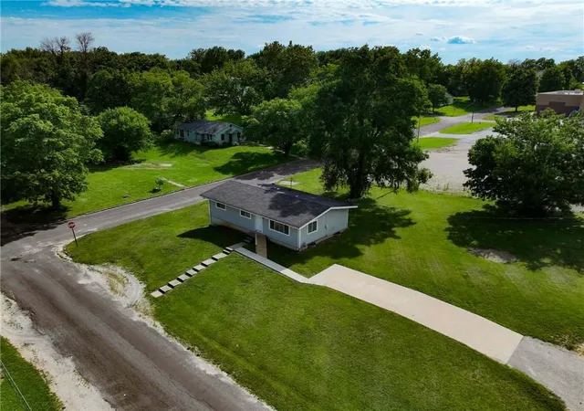 Homes for sale in Horton, KS | 1115 3Rd Ave E, Horton, KS 66439 | MLS# 2624305