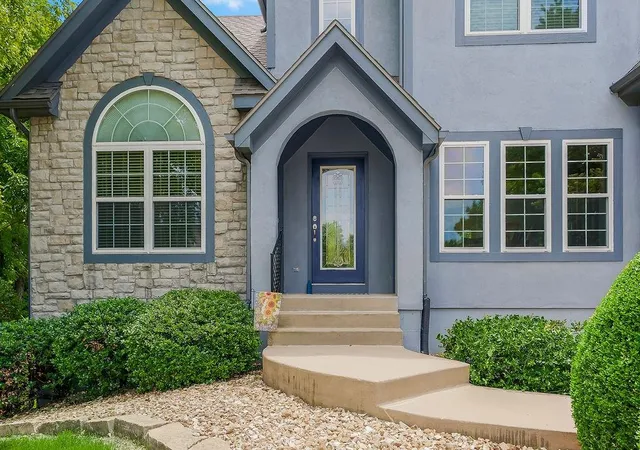 4th image of 6052 Brownridge St, Shawnee, KS 66218 | MLS# 2624311