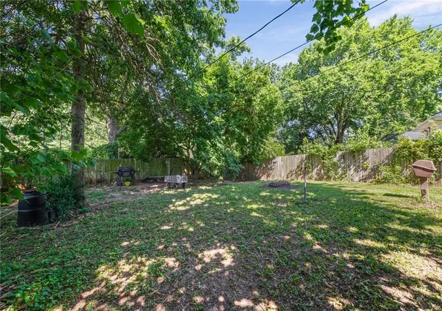 Photo 33 of Single family home for sale at 6104 N Garfield Ave, Kansas City, MO 64118 | MLS# 2624324 | Listing updated on 2026-07-30