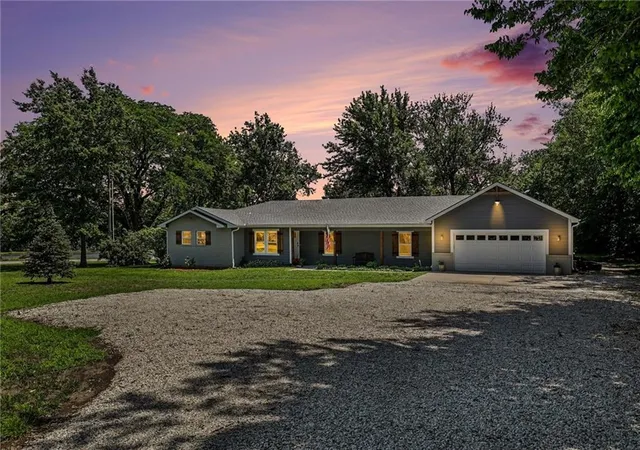 33rd image of 16985 Evans Rd, Basehor, KS 66007 | MLS# 2624336