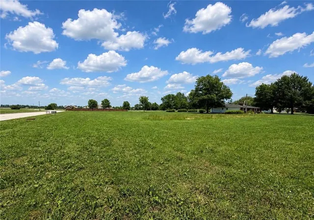 3rd image of 0 Riverside N/a, Columbus, KS 66725 | MLS# 2624341