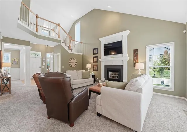 Photo 3 of Sale Pending at 9611 N Ditzler Ct, Kansas City, MO 64157 | MLS# 2624357 | Listing updated on 2026-08-19
