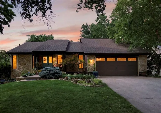 4th image of 12814 W 65Th St, Shawnee, KS 66216 | MLS# 2624360