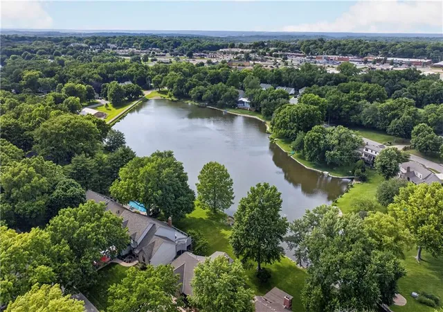 68th image of 12814 W 65th St, Shawnee, KS 66216 | MLS# 2624360
