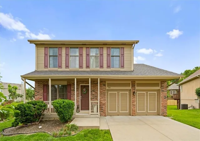 29th image of 9400 N Campbell Ct, Kansas City, MO 64155 | MLS# 2624391