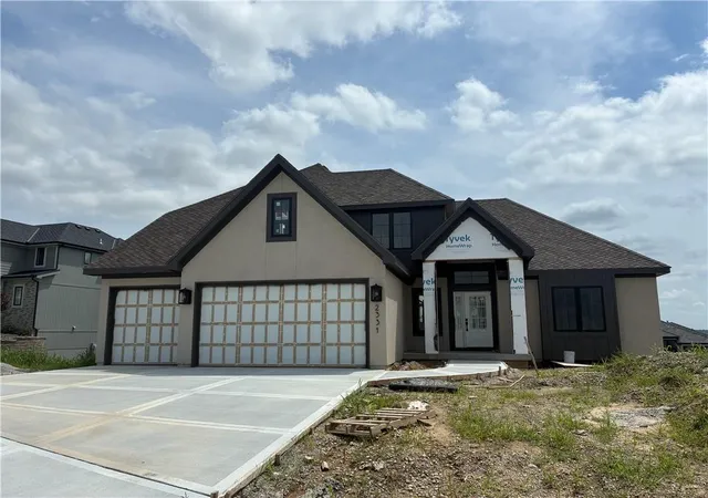 1st image of 12440 N Arbor Wy, Platte City, MO 64079 | MLS# 2624411