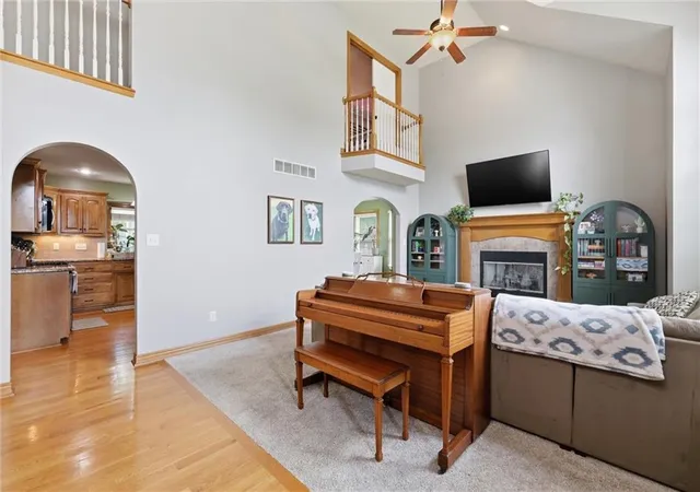 Photo 4 of Single family home for sale at 1425 SW 44th Street, Lees Summit, MO 64082 | MLS# 2624442 | Listing updated on 2026-08-17