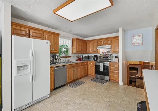 Homes for sale in Merriam, KS | 9908 W 51st St, Merriam, KS 66203 | MLS# 2624471