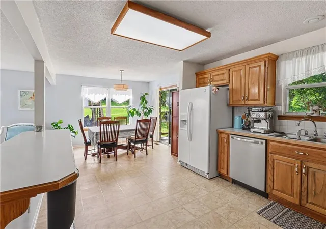 Homes for sale in Merriam, KS | 9908 W 51St St, Merriam, KS 66203 | MLS# 2624471