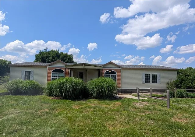 1st image of 11005 Hwy J Hwy, Nelson, MO 65347 | MLS# 2624483