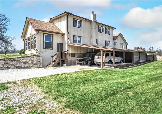4th image of 33421 Mcclellen Rd, Drexel, MO 64742 | MLS# 2624500