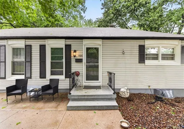 Photo 3 of Single family home for sale at 9504 Bennington Ave, Kansas City, MO 64134 | MLS# 2624530 | Listing updated on 2026-06-18
