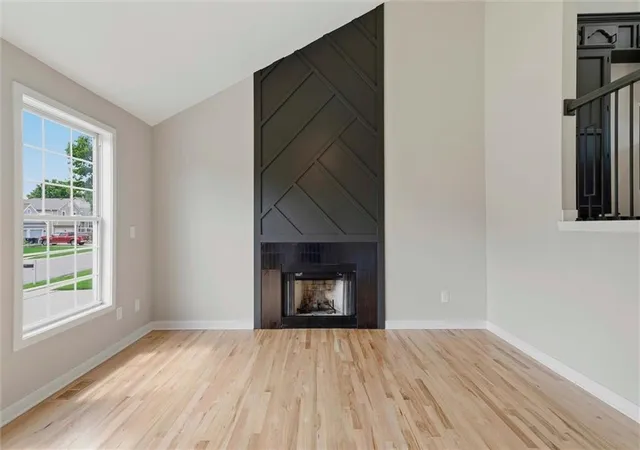 4th image of 7411 N Mckinley Ave, Kansas City, MO 64158 | MLS# 2624546