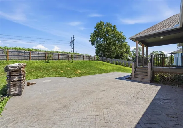 Photo 4 of Sale Pending at 20113 Cider Ct, Weston, MO 64098 | MLS# 2624562 | Listing updated on 2026-08-28