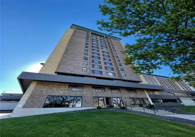 Photo 1 of Condo for sale at 700 E 8th Street #4D, Kansas City, MO 64106 | MLS# 2624572 | Listing updated on 2026-08-13