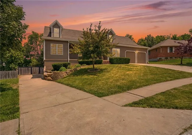 Homes for sale in Kansas City, MO | 12104 E 78th Ter, Kansas City, MO 64138 | MLS# 2624628