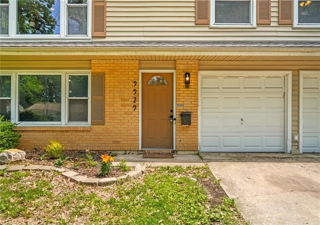 Photo 3 of Single family home for sale at 9929 Harrison St, Kansas City, MO 64131 | MLS# 2624633 | Listing updated on 2026-10-22
