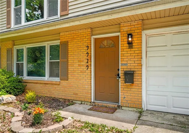 Photo 4 of Single family home for sale at 9929 Harrison St, Kansas City, MO 64131 | MLS# 2624633 | Listing updated on 2026-10-22