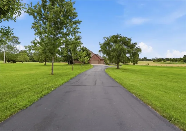 Homes for sale in Buckner, MO | 31502 E Heidelberger Rd, Buckner, MO 64016 | MLS# 2624649