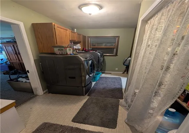 28th image of 530 N Lyon Ave, Marshall, MO 65340 | MLS# 2624667