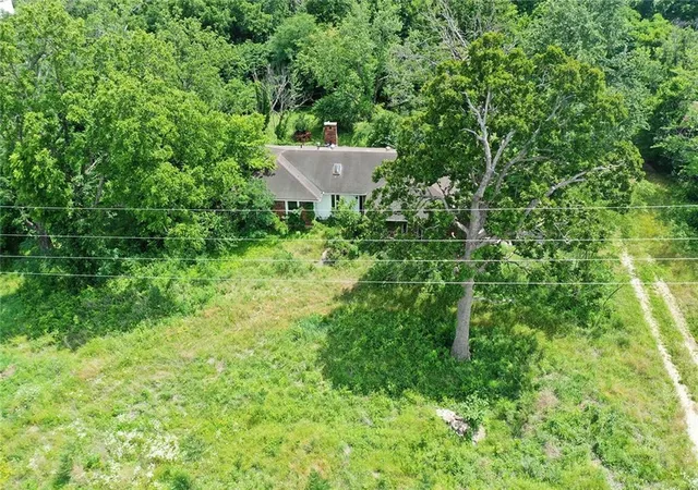 18th image of 10099 K 68 Hwy, Louisburg, KS 66053 | MLS# 2624680
