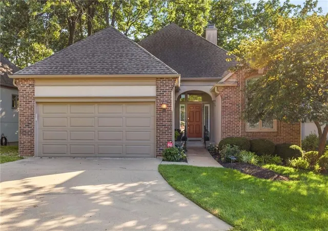 1st image of 8801 W 142nd St, Overland Park, KS 66221 | MLS# 2624739