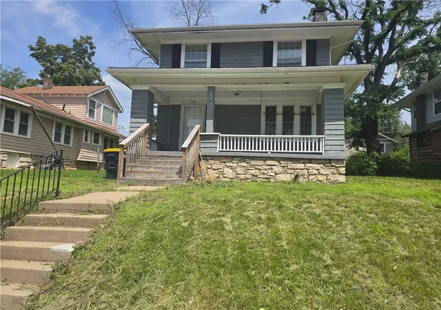 Homes for sale in Kansas City, MO | 5341 Wayne Ave, Kansas City, MO 64110 | MLS# 2624742