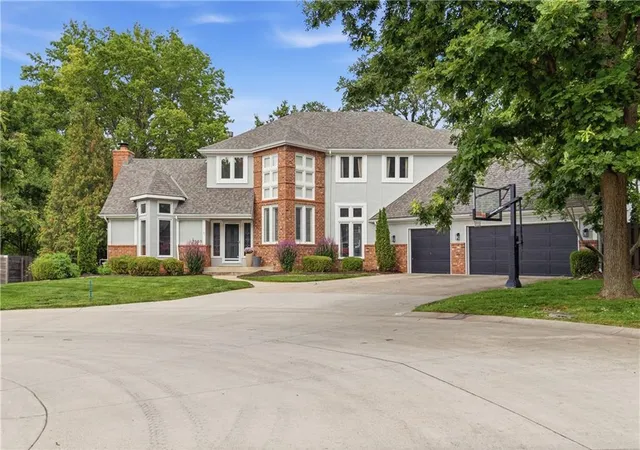Homes for sale in Prairie Village, KS | 7505 El Monte Cir, Prairie Village, KS 66208 | MLS# 2624743