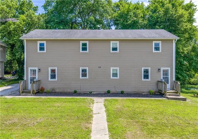Homes for sale in Warrensburg, MO | 218 W South St, Warrensburg, MO 64093 | MLS# 2624803