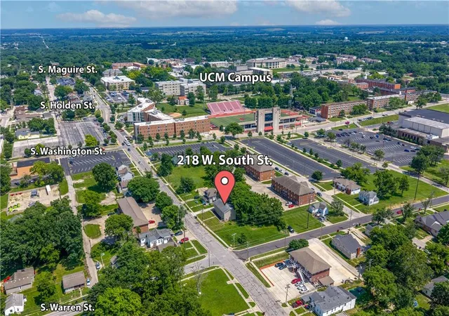 Homes for sale in Warrensburg, MO | 218 W South St, Warrensburg, MO 64093 | MLS# 2624803