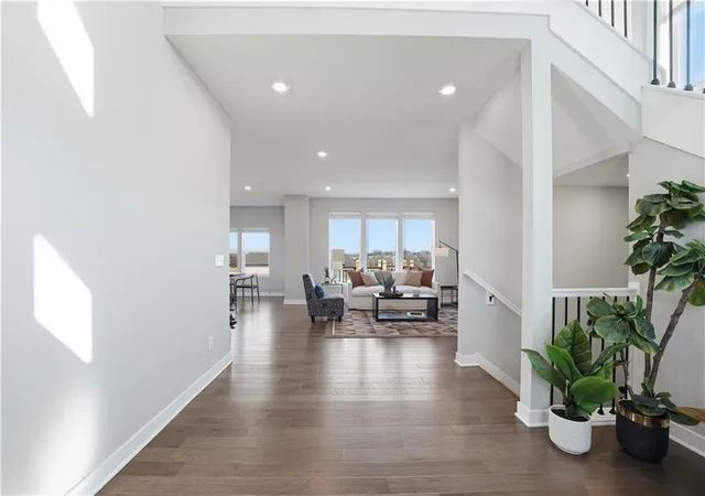 5th image of 1203 Sendera Trl, Raymore, MO 64083 | MLS# 2624805