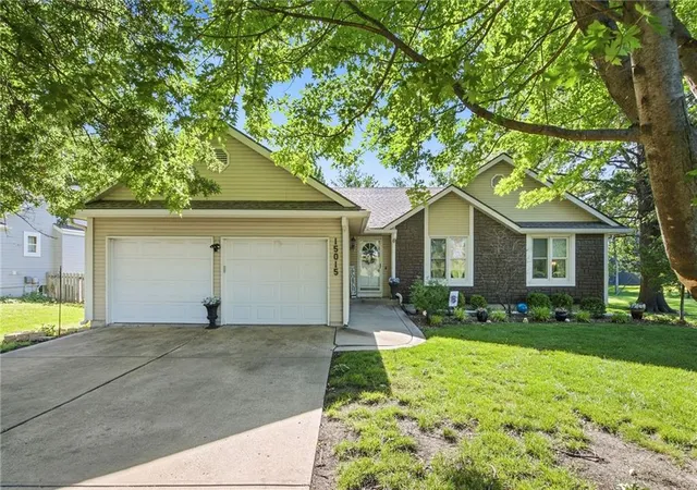 1st image of 15015 Broadmoor St, Overland Park, KS 66223 | MLS# 2624821