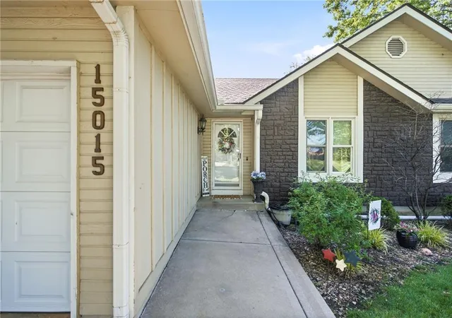 5th image of 15015 Broadmoor St, Overland Park, KS 66223 | MLS# 2624821